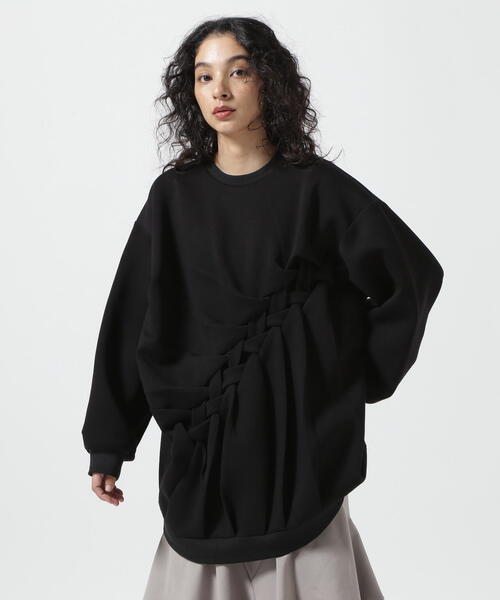 AULA(アウラ)の「AULA/アウラ/Smocking Pullover(スウェット・レディース・ホワイト/ブラック・F)」の2枚目の写真