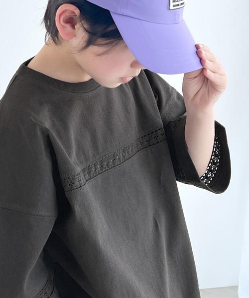 Java(ジャバ)の「《JaVa ジャバコラボ》オシャレ上級者の装いに!オーガニックコットン混 綿100%ハシゴレースフットボールTEE(Tシャツ/カットソー・キッズ・ホワイト/チャコール・100/120/140/160)」の5枚目の写真