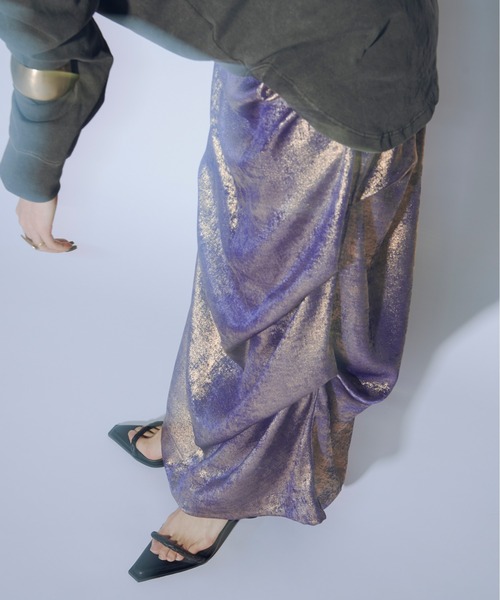 Ezick（エジック）の「Drape tack 箔プリントスカート（スカート・レディース・シルバー/ゴールド/その他・FREE）」の13枚目の写真