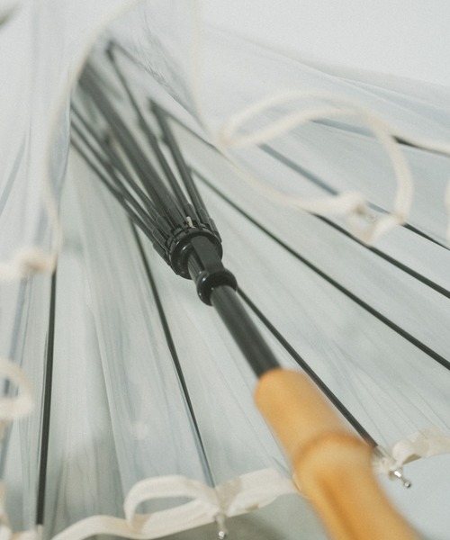 VANNIE U(ヴァニーユー)の「バンブークリアアンブレラ(長傘・レディース・グレー/ブラウン/ホワイト・FREE)」の20枚目の写真