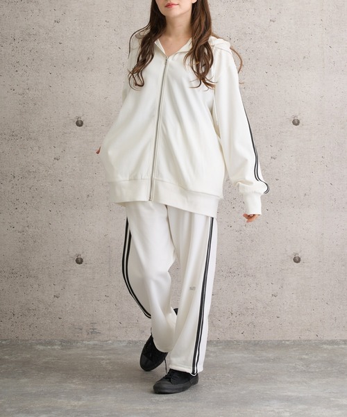 NORA(ノラ)の「NORA/ノラ/ジャージラインパンツ(その他パンツ・レディース・ホワイト/グレー系その他3/チャコールグレー・M/L/XL)」の16枚目の写真