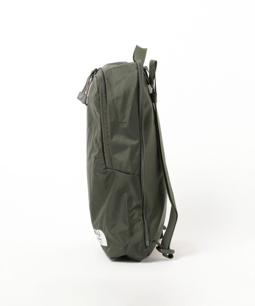 THE NORTH FACE(ザノースフェイス)の「THE NORTH FACE / サニーキャンパー 40+6 24(46L)(バックパック/リュック・キッズ・ブラック/オリーブ・ONE SIZE)」の18枚目の写真