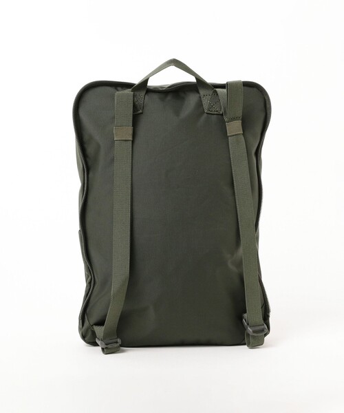 THE NORTH FACE(ザノースフェイス)の「THE NORTH FACE / サニーキャンパー 40+6 24(46L)(バックパック/リュック・キッズ・ブラック/オリーブ・ONE SIZE)」の19枚目の写真