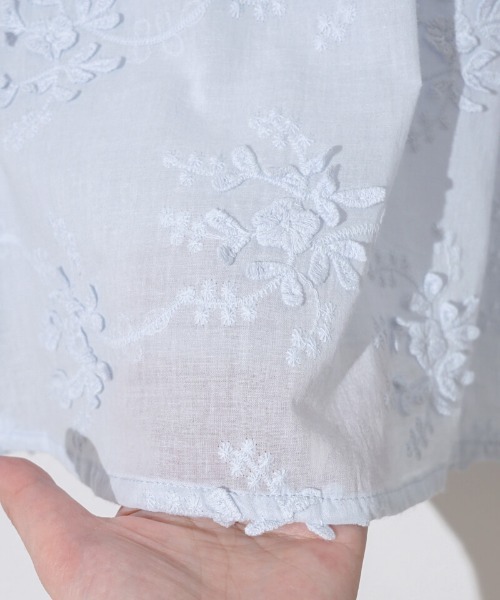 flower（フラワー）の「ボタニカルイーエムビーブラウス（シャツ/ブラウス・レディース・ホワイト/ピンク/ブルー・FREE）」の15枚目の写真