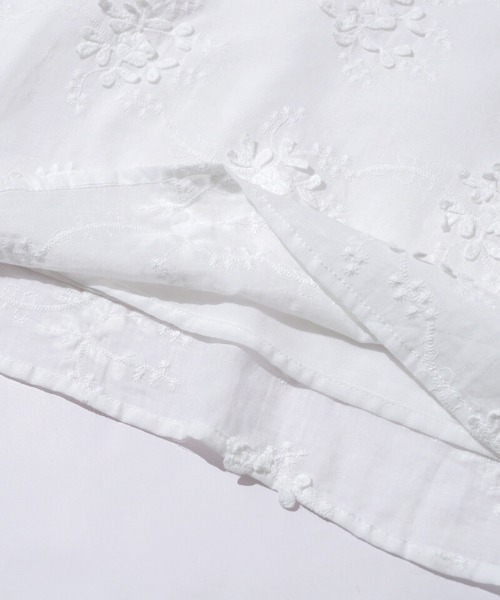 flower（フラワー）の「ボタニカルイーエムビーブラウス（シャツ/ブラウス・レディース・ホワイト/ピンク/ブルー・FREE）」の18枚目の写真