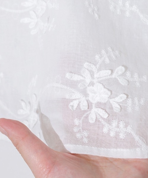 flower（フラワー）の「ボタニカルイーエムビーブラウス（シャツ/ブラウス・レディース・ホワイト/ピンク/ブルー・FREE）」の19枚目の写真