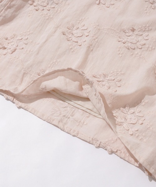 flower（フラワー）の「ボタニカルイーエムビーブラウス（シャツ/ブラウス・レディース・ホワイト/ピンク/ブルー・FREE）」の11枚目の写真