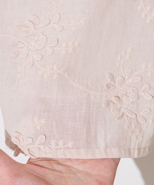 flower（フラワー）の「ボタニカルイーエムビーブラウス（シャツ/ブラウス・レディース・ホワイト/ピンク/ブルー・FREE）」の12枚目の写真