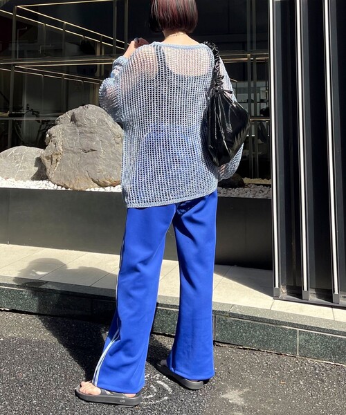 fredy emue（フレディエミュ）の「サイドライントラックパンツ（その他パンツ・レディース・アイボリー/チャコールグレー/ブルー・38）」の20枚目の写真