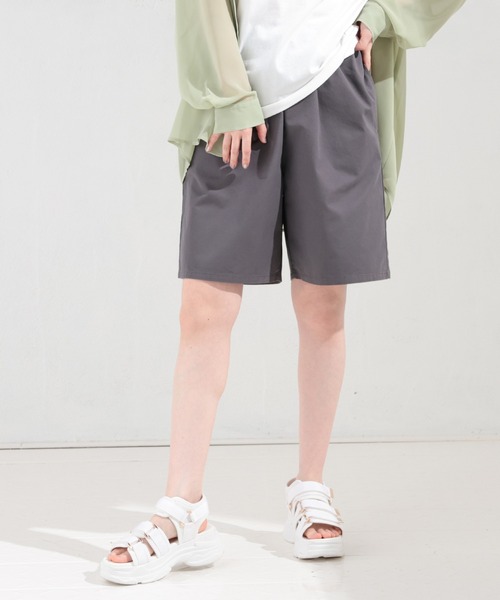 Honeys（ハニーズ）の「イージーハーフパンツ（その他パンツ・レディース・カーキ/ブラック/アイボリー/ブラウン/ベージュ/スミクロ・M/S/SS/LL/L）」の15枚目の写真