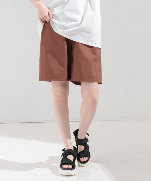 Honeys（ハニーズ）の「イージーハーフパンツ（その他パンツ・レディース・カーキ/ブラック/アイボリー/ブラウン/ベージュ/スミクロ・M/S/SS/LL/L）」の10枚目の写真