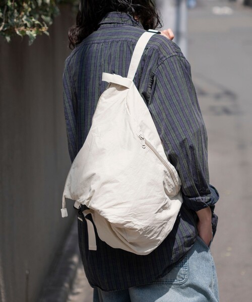 FREAK'S STORE（フリークスストア）の「FREAK’S STORE/フリークスストア Shoulder BAG/コットンナイロン ショルダーバック（ショルダーバッグ・メンズ・オリーブ/ブラック/オフホワイト・ﾌﾘ-）」の2枚目の写真