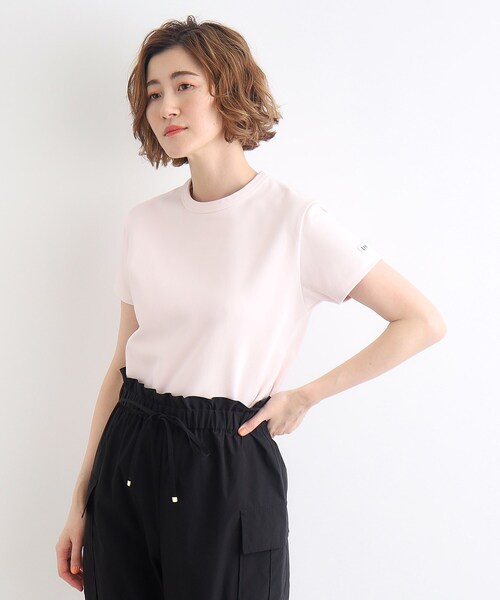 Lee(リー)の「<Lee×grove(別注色あり)> COMPACT FIT LOGO T-SHIRT(Tシャツ/カットソー・レディース・ベビーピンク/ダークグレー/ホワイト・02/03)」の1枚目の写真