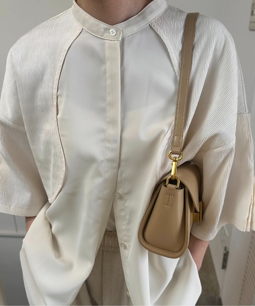 lawgy（ラウジー）の「mix wrinkle shirt / ミックスリンクルシャツ（シャツ/ブラウス・レディース・クリーム/ホワイト・FREE）」の6枚目の写真