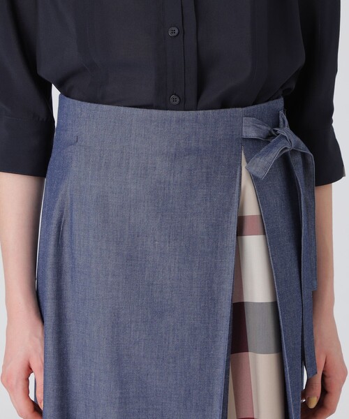 BLUE LABEL CRESTBRIDGE（ブルーレーベルクレストブリッジ）の