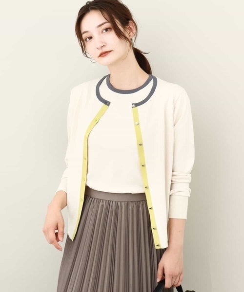 MK MICHEL KLEIN(エムケーミッシェルクラン)の「配色カラーニットアンサンブル/洗える(ニット/セーター・レディース・ブルー/ベージュ/ネイビー・38)」の2枚目の写真