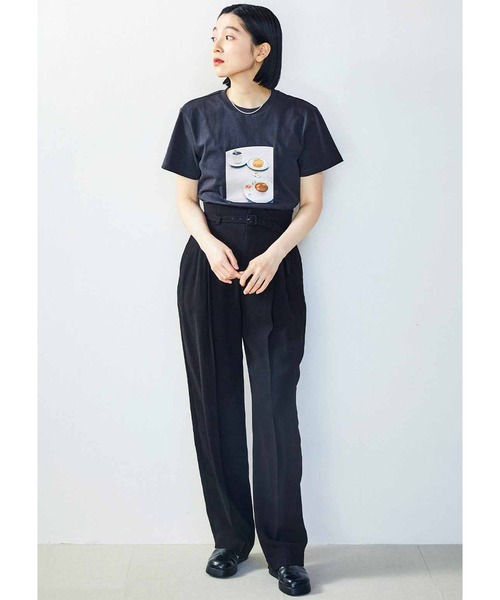 THREE FIFTY STANDARD（スリーフィフティースタンダード）の「ＴＨＲＥＥ　ＦＩＦＴＹ　ＳＴＡＮＤＡＲＤ　小谷実由さんとつくった想い出のフォトＴシャツ〈チャコールグレー〉（Tシャツ/カットソー・レディース・チャコールグレー・X-LARGE/LARGE/MEDIUM/XX-LARGE）」の8枚目の写真