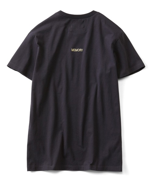 THREE FIFTY STANDARD（スリーフィフティースタンダード）の「ＴＨＲＥＥ　ＦＩＦＴＹ　ＳＴＡＮＤＡＲＤ　小谷実由さんとつくった想い出のフォトＴシャツ〈チャコールグレー〉（Tシャツ/カットソー・レディース・チャコールグレー・X-LARGE/LARGE/MEDIUM/XX-LARGE）」の5枚目の写真