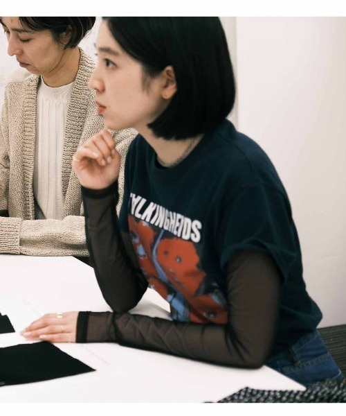 THREE FIFTY STANDARD（スリーフィフティースタンダード）の「ＴＨＲＥＥ　ＦＩＦＴＹ　ＳＴＡＮＤＡＲＤ　小谷実由さんとつくった想い出のフォトＴシャツ〈チャコールグレー〉（Tシャツ/カットソー・レディース・チャコールグレー・X-LARGE/LARGE/MEDIUM/XX-LARGE）」の2枚目の写真