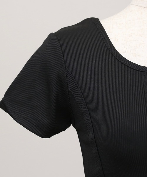 RiLi(リリ)の「オープンデコルテクロップドトップス【RL】(Tシャツ/カットソー・レディース・ホワイト/グレー/ブラック・S/M)」の9枚目の写真