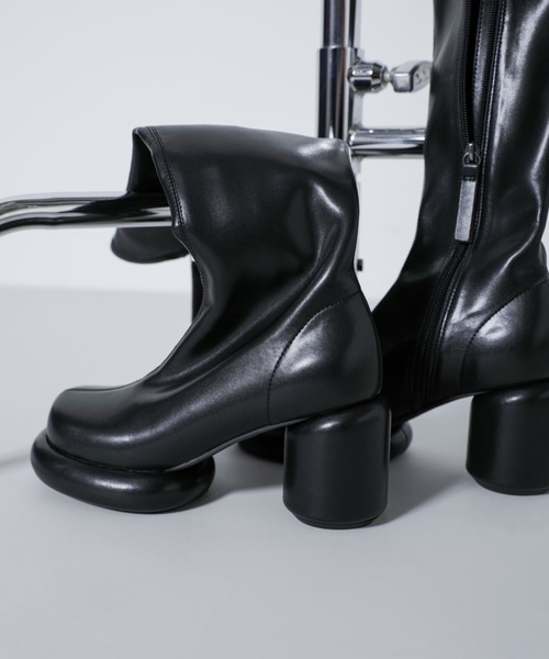 piu comoda（ピュコモダ）の「(piu comoda)ストレッチ合成皮革ロングブーツ（ブーツ・レディース・ブラック・36/37/38）」の4枚目の写真