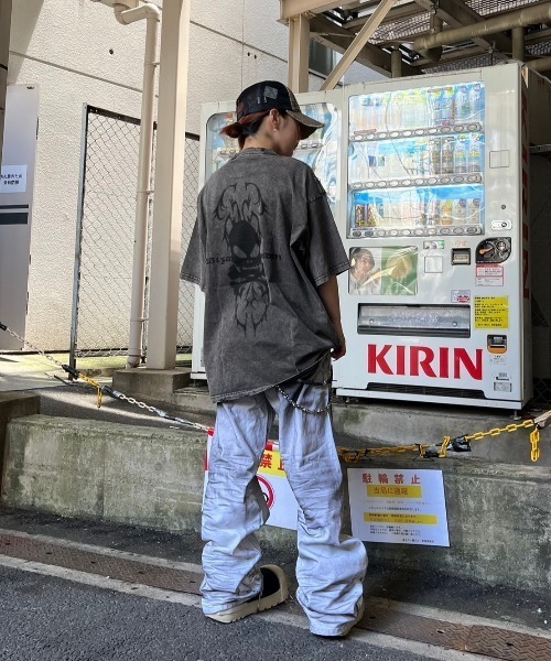 リメイク キャップ 十字架 y2k チェーン ダメージ加工 スタッズ XU（エックスユー）の「ストリートファッション XU エックスユー