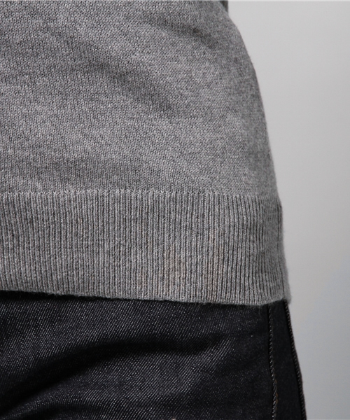 AZUL by moussy（アズールバイマウジー）の「コットンカシミヤ ウォッシャブル長袖KPO（ニット/セーター・レディース・ブルー/ベージュ/トップグレー・LARGE/MEDIUM/X-LARGE/SMALL）」の10枚目の写真