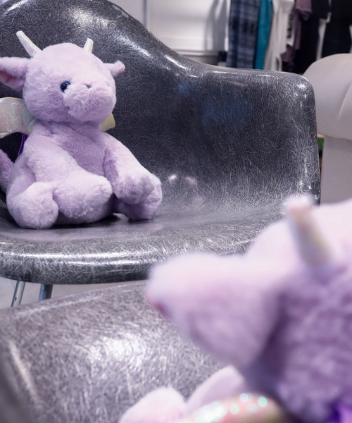 rovtski（ロフトスキー）の「ドラコーンぬいぐるみリュック（バックパック/リュック・キッズ・パープル/その他・FREE）」の4枚目の写真