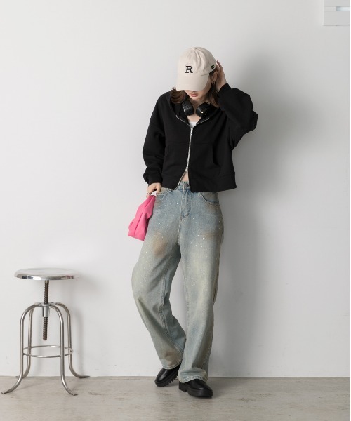 ad thie(アドティエ)の「ヴィンテージウォッシュ ストーン付きストレートデニム(デニムパンツ・レディース・ブルー・SMALL/MEDIUM)」の13枚目の写真