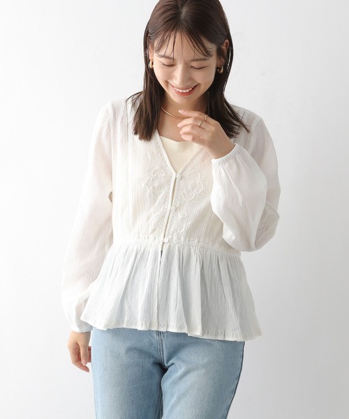 LEPSIM（レプシィム）の「刺繍ペプラムブラウス　128200（シャツ/ブラウス・レディース・ブラック/オフホワイト・FREE）」の18枚目の写真