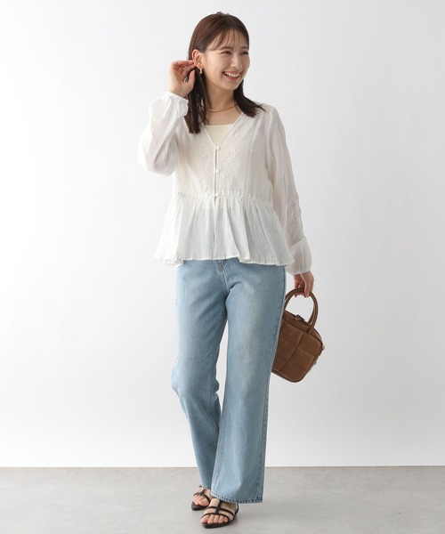 LEPSIM（レプシィム）の「刺繍ペプラムブラウス　128200（シャツ/ブラウス・レディース・ブラック/オフホワイト・FREE）」の17枚目の写真