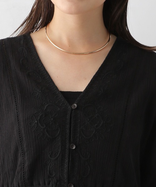 LEPSIM（レプシィム）の「刺繍ペプラムブラウス　128200（シャツ/ブラウス・レディース・ブラック/オフホワイト・FREE）」の8枚目の写真