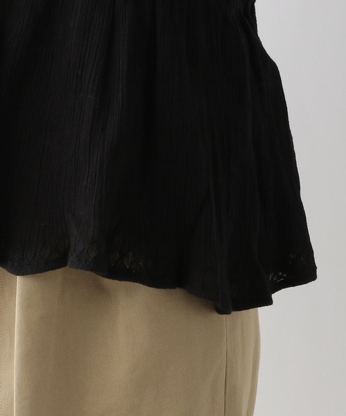 LEPSIM（レプシィム）の「刺繍ペプラムブラウス　128200（シャツ/ブラウス・レディース・ブラック/オフホワイト・FREE）」の6枚目の写真