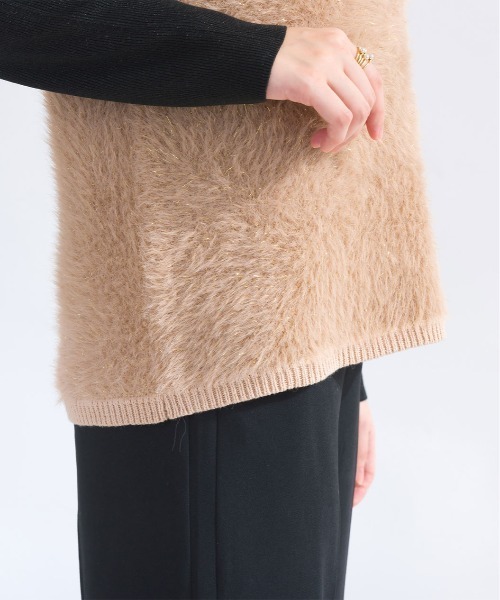 DIARIUM（ディアリウム）の「フェザーヤーンニットベスト（ベスト・レディース・キャメル/グレイッシュベージュ・M）」の7枚目の写真