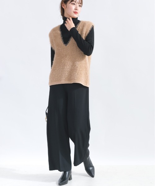 DIARIUM（ディアリウム）の「フェザーヤーンニットベスト（ベスト・レディース・キャメル/グレイッシュベージュ・M）」の11枚目の写真