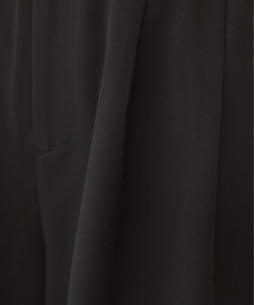 ANGIE(アンジー)の「タックカーブパンツ(スラックス・レディース・グレー/アイボリー/ブラック/ダークグレー・FREE)」の17枚目の写真