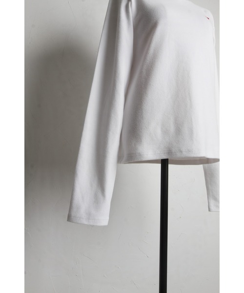 &. NOSTALGIA（アンドドットノスタルジア）の「【ZOZO限定】ハート刺繍ロンT（Tシャツ/カットソー・レディース・オフホワイト/ブラック/チャコールグレー・FREE）」の12枚目の写真