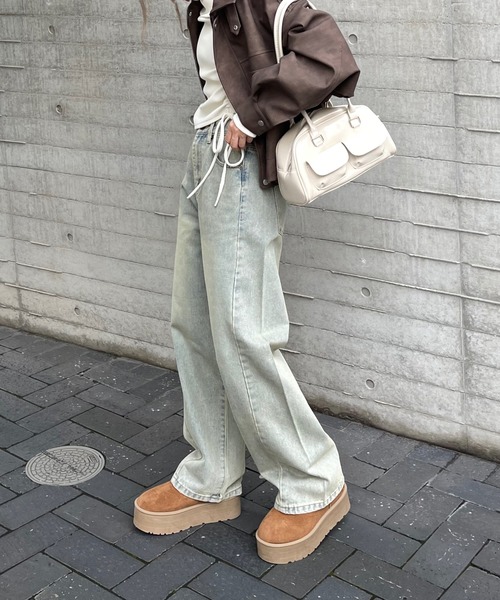 clear（クリア）の「オーバーダイ加工デニムカーブパンツ[ヴィンテージライク ストリートコーデ]≪再入荷≫（デニムパンツ・レディース・ベージュ・S/M/L）」の12枚目の写真