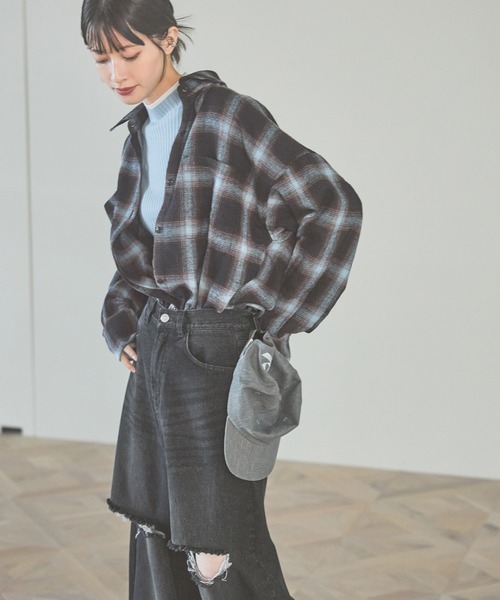 LAKOLE（ラコレ）の「オンブレチェックシャツ / 143834（シャツ/ブラウス・レディース・ブラック/ブルー/アイボリー・FREE）」の13枚目の写真
