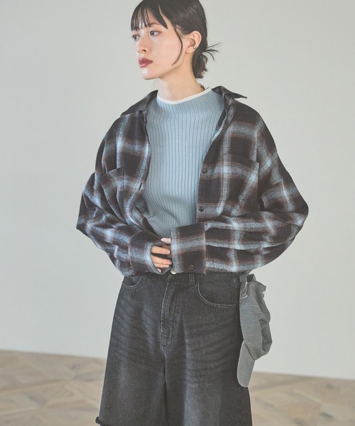 LAKOLE（ラコレ）の「オンブレチェックシャツ / 143834（シャツ/ブラウス・レディース・ブラック/ブルー/アイボリー・FREE）」の14枚目の写真