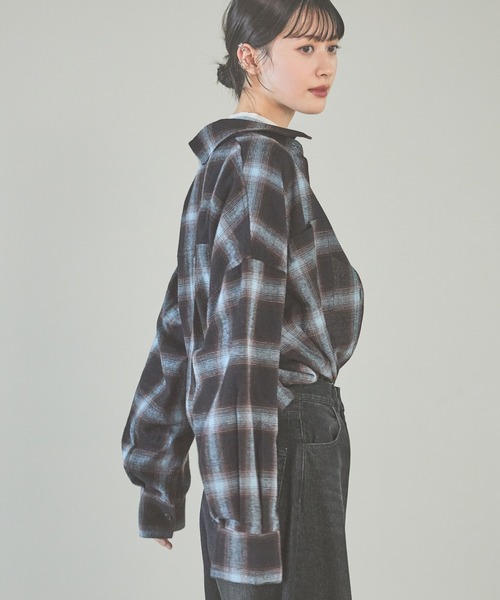LAKOLE（ラコレ）の「オンブレチェックシャツ / 143834（シャツ/ブラウス・レディース・ブラック/ブルー/アイボリー・FREE）」の17枚目の写真