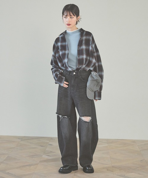 LAKOLE（ラコレ）の「オンブレチェックシャツ / 143834（シャツ/ブラウス・レディース・ブラック/ブルー/アイボリー・FREE）」の4枚目の写真