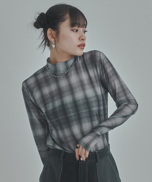 bita.(ビタ)の「チェック柄シアートップス(Tシャツ/カットソー・レディース・チャコールグレー/ベージュ・FREE)」の2枚目の写真
