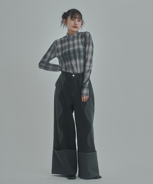 bita.(ビタ)の「チェック柄シアートップス(Tシャツ/カットソー・レディース・チャコールグレー/ベージュ・FREE)」の14枚目の写真