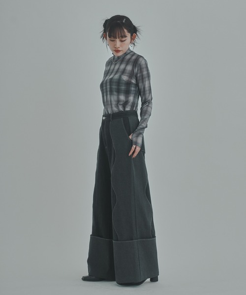 bita.(ビタ)の「チェック柄シアートップス(Tシャツ/カットソー・レディース・チャコールグレー/ベージュ・FREE)」の16枚目の写真