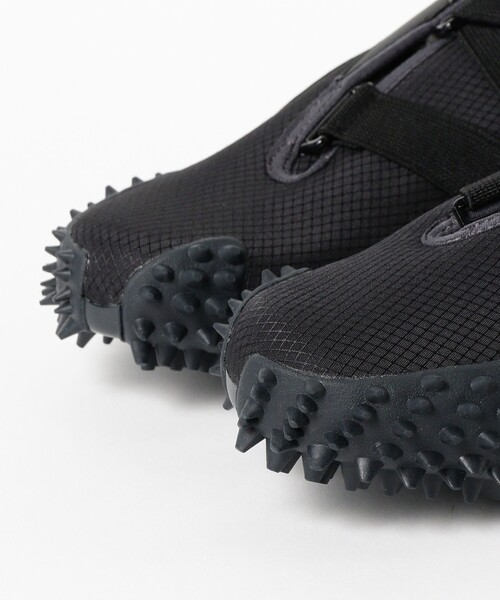 PUMA（プーマ）の「【WEB限定】PUMA / モストロ アーカイブ（スニーカー・レディース・ブラック・23.0cm/23.5cm/24.0cm/24.5cm/25.0cm）」の2枚目の写真