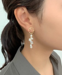 サークルライン 淡水パールイヤリング (両耳用)