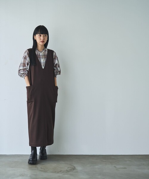 coen（コーエン）の「REVERSEWARMVネックジャンパースカート（ジャンパースカート・レディース・ダークブラウン/ダークグレー/ブラック/ナチュラル・L/M）」の9枚目の写真