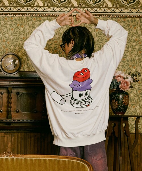 セール】Kurt Wu/カート ウー KURTS FRIENDS SWEAT/バックプリント