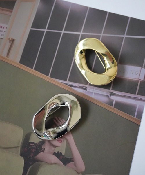 Port（ポート）の「【 Port / ポート 】 メタル モチーフ ブローチ_（ブローチ/コサージュ・レディース・ゴールド/シルバー系その他2/シルバー/ゴールド系その他2/シルバー系その他/ゴールド系その他/シルバー系その他3/ゴールド系その他3/シルバー系その他4/ゴールド系その他4/シルバー系その他5/ゴールド系その他5・FREE）」の4枚目の写真